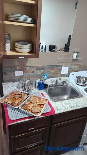 Image of 069A The Grand Canyon Getaway Suite with Kitchenette Sleeps 4