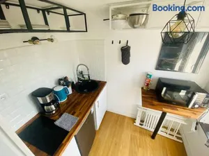 Image of Le studio Aigle - proche quais rive droite - 249