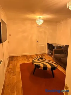 Image of 2 bed Solihull near NEC Airport, JLR, Resort Wrld