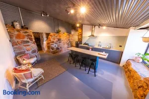 Image of White Cliffs Accommodation -Daybreak Dugout - Unique Cave House