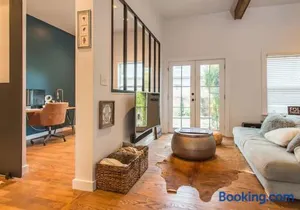 Image of Chic Bouldin Townhouse in Central Austin