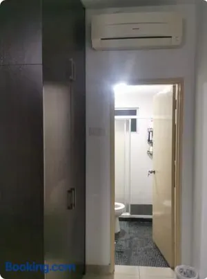 Image of Connaught Avenue