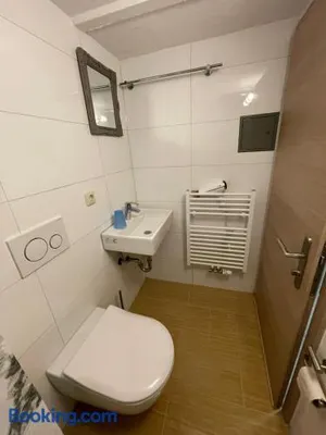 Image of gemütliches und Schönes Zimmer Keller Geschoss K1