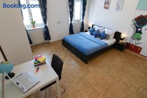 Image of Yeshello Apartment near Central Station