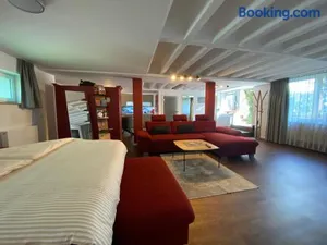Image of Haus Pia Executive Suites