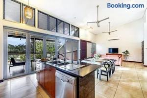 Image of 'Troppo' Darwin Designer Luxury Boutique Home