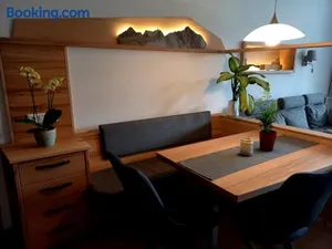 Image of beim Tischler