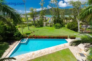 Image of Le Jarden Vu Du Port