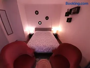 Image of La Chaloupe 4