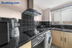Image of Self contained 1 bed flat next to transport for Canary Wharf and Excel, O2 with free parking
