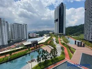 Image of KL East The Ridge