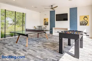 Image of Private Full King-Size Bed Haven, Resort Pool, & Great Pool