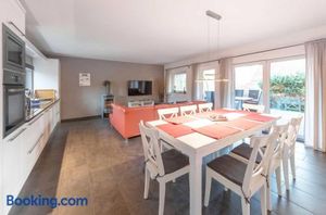 Image of Ferienhaus Daniela mit Terrasse und Garten