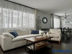 Image of The Nest Manhattan Beach, Partial Ocean View