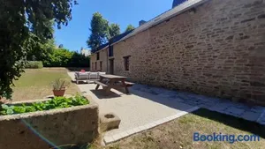 Image of Petit Manoir Proche Dinan - Chambre d'hôtes