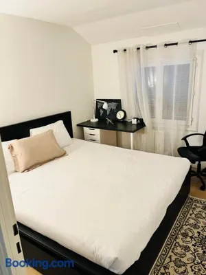 Image of Private rooms in a Tiny home 4 min drive to Airport CDG ,1 private bathroom ideal for families and friends