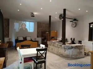 Image of Gites du Longevent Appartement du Moulin Pérouges