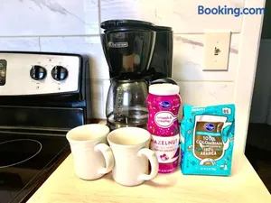 Image of Welcome Long stay & travel workers, King bed, 2br 1 ,5 ba