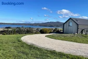 Image of The Barn - Georges Bay, St Helens