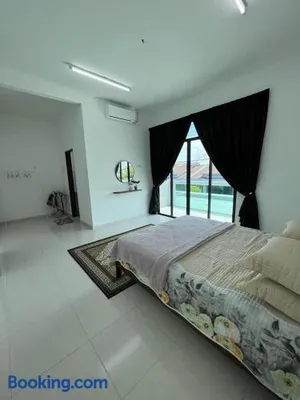 Image of Homestay Kemaman Fyna04 dekat Pantai Geliga