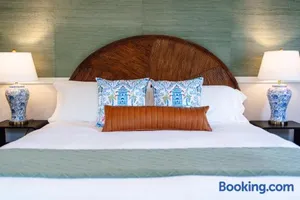 Image of Swank Boutique Suites