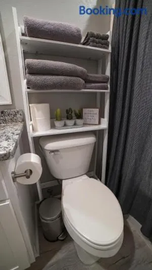 Image of Rock & Roll House, Fiber Internet, ROKU TV, Washer & Dryer, by DT Chickasha & Leg Lamp!