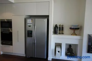 Image of Lorne Holiday House