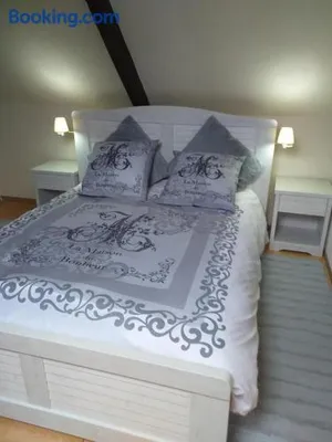 Image of LA PETITE MAISON DU SABOT