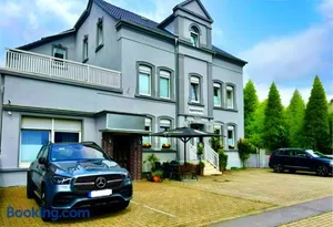 Image of Haus Medaillon