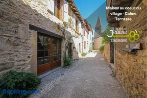 Image of MAISON AU COEUR DU VILLAGE - CALME - TERRASSE