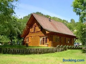 Image of Chalet chaleureux Lalaye, cheminée