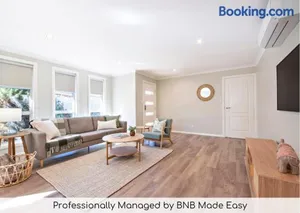 Image of Grevillea Court - Close to Zoo, Firepit & BBQ