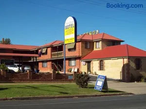 Image of Poet's Recall Motel