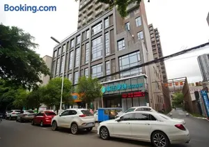 Image of City Comfort Inn Deyang Wenmiao Square Gymnasium
