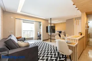 Image of Luxuoso Apt Batel - 4 Minutos do Shopping Pátio Batel c/ Garagem, Piscina, Sauna e Academia