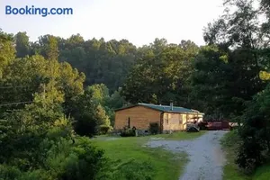 Image of The Sandstone - A 3BR, 2BA Deluxe Log Cabin