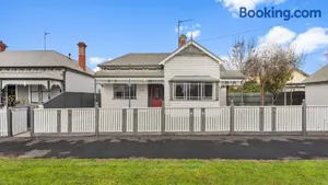 Image of MacArthur House