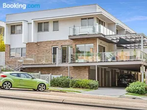 Image of ARIA ON MANNING Kiama 4pm Check Out Sundays