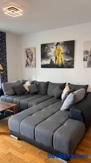 Image of Große Ferienwohnung in Augsburg mit Balkon