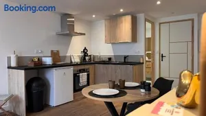 Image of Studio cosy idéal pour Séjours Courts ou Longs