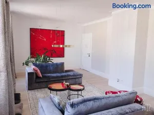 Image of LUXUS 5 Zi-Wohnung + Balkon in TOP-Lage FFM+KLIMA