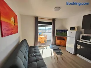 Image of Appartement cosy proche port, plages et montagnes.