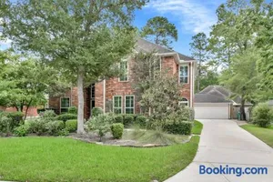 Image of Taupewood Pl