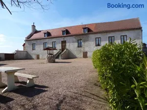 Image of Maison indépendante avec jardin, animaux acceptés, proche Vichy - FR-1-489-280
