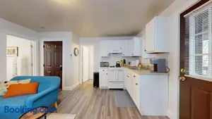Image of Sunny Riverside Apt Near Mit, Harvard & Red Line