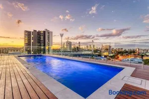 Image of Inner city 1 bedroom Apartment with Rooftop pool and Parking - Serain Residences