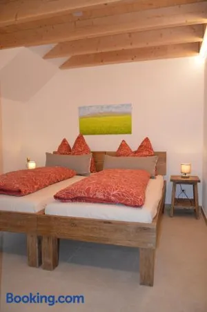 Image of Ferienwohnung, 2 Zimmer, 4 bis 6 Personen, 67 qm, mit großem Balkon, entlang am Fluss, an der Aach, am Bodensee, nah am Naturschutzgebiet