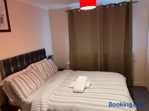 Image of Bec Chambers NE 1