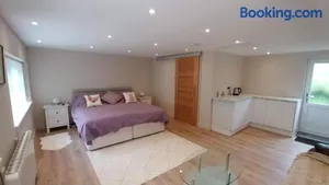 Image of The Garden Room, 1 Heath Cottage