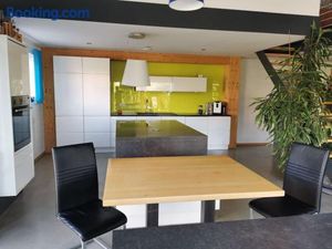Image of Bungalow mit 200 qm Wohnfläche :)